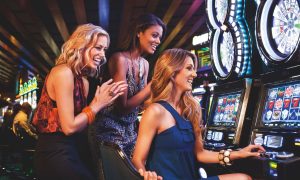 Using Online Casino Methods Like The Professionals