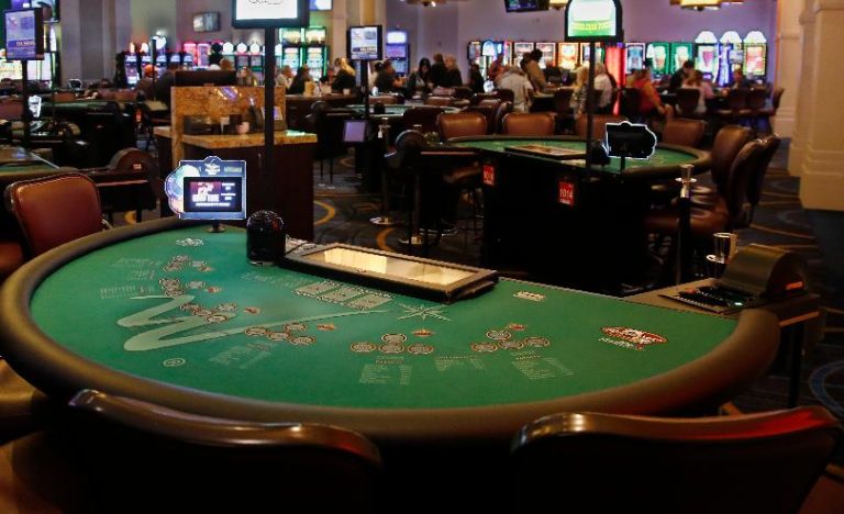Creating a Seamless Online Casino Experience Role of Casino Solutions